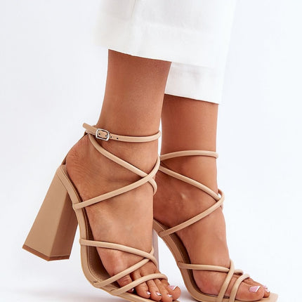 sandalen op hak Step in style